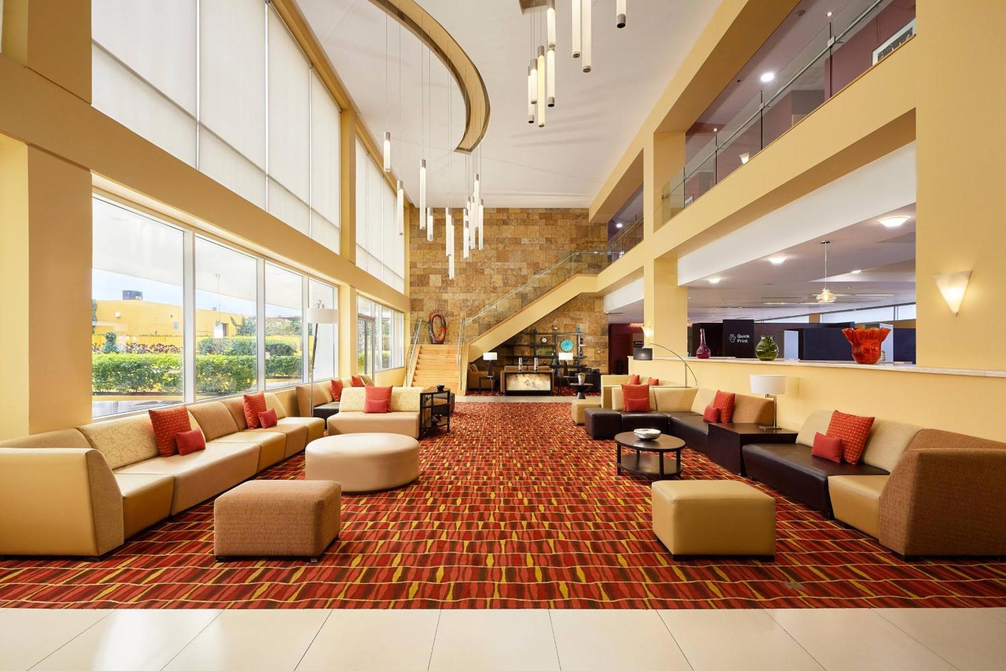 Courtyard By Marriott Leon At The Poliforum Extérieur photo